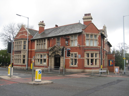 Heaton Chapel SK4